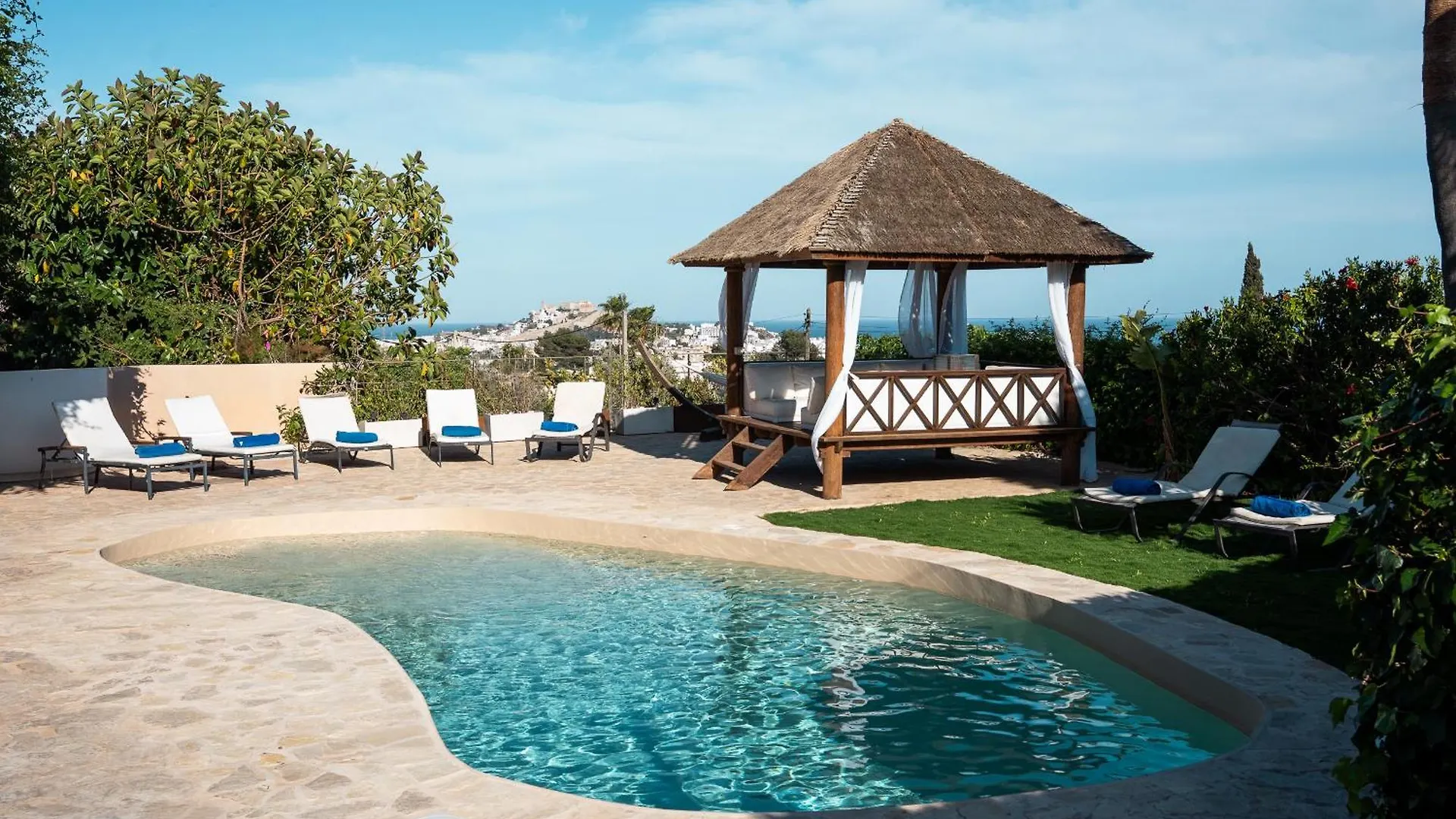 Can Calyssa Luxury Villa Near City Center Ibiza Town